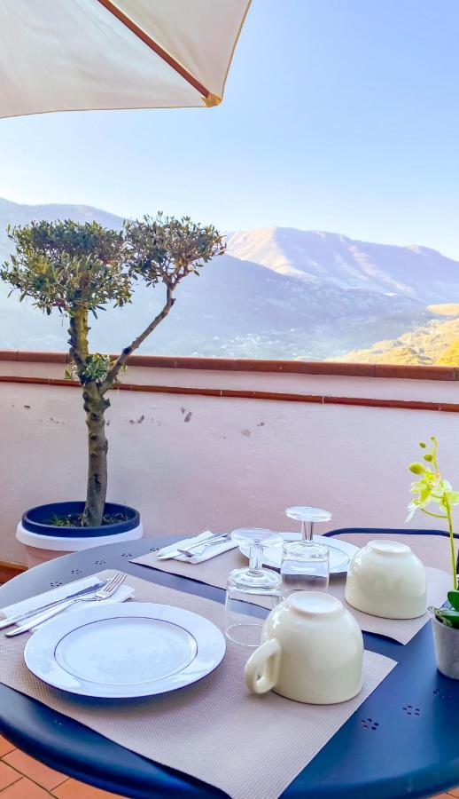 B&B La Terazza Sul Cielo Di 마라테아 외부 사진